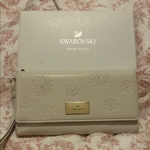 Swarovski Wallet With Attachable Wristlet Strap NIB